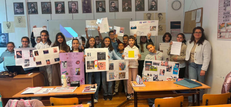 Учим английски чрез творчество и лични интереси